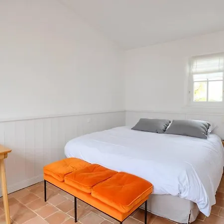 Maison Galerie Dans Un Jardin De 1200m2 * Le Bois-Plage-en-Ré