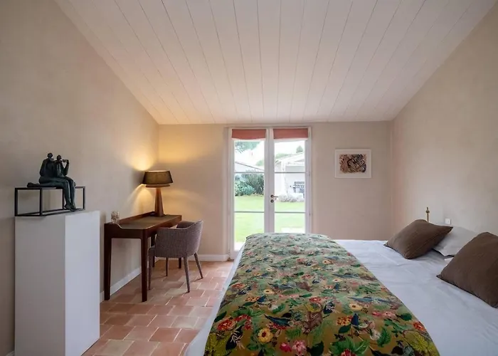 Villa Maison Galerie Dans Un Jardin De 1200m2