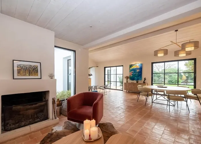 Maison Galerie Dans Un Jardin De 1200m2 Le Bois-Plage-en-Ré